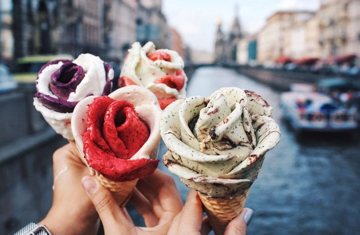 Ледяные угощения Петербурга: где арендатор найдет лучшее мороженое на фестивале у площади Островского