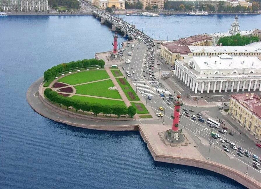 Васильевский остров преображается: новый сквер у Центра Курехина станет любимым местом петербуржцев